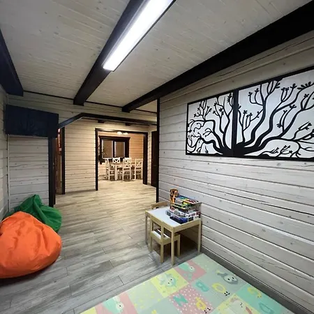 Family House Truskavets *