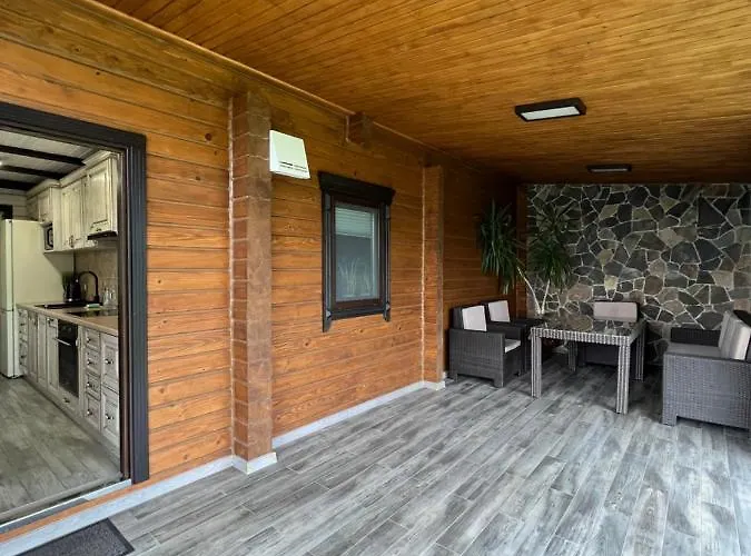 Villa Family House Truskavets Modrychi